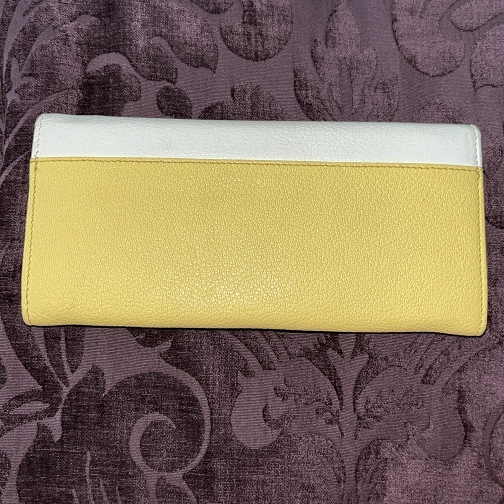 Miu Miu Bi-Color Wallet - Picture 5 of 10